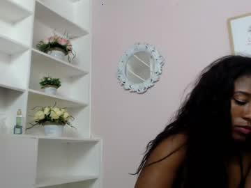 camilahotgiv chaturbate