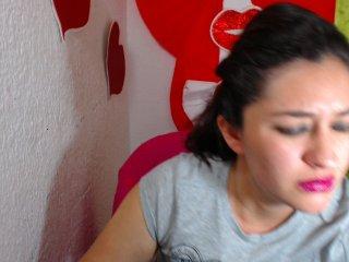 candysquirtxx bongacams