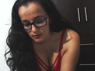 Carolina-p00 bongacams