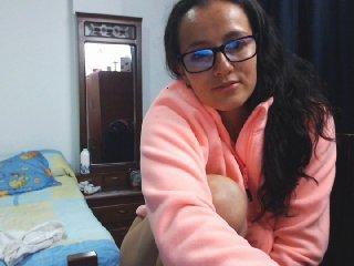 Carolina-p00 bongacams