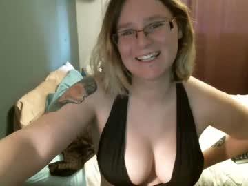 cheekygeek97 chaturbate