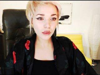 Chloeeee bongacams