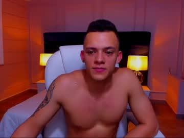 chris_jeyco chaturbate