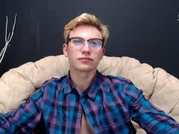 chung_kyne chaturbate