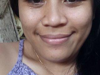 chynna18 bongacams