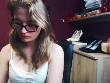 corina_loveu chaturbate