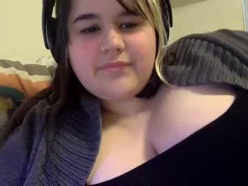 cuddliestslut chaturbate