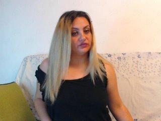 CurvyHot4U bongacams