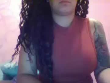 curvyisthebaddest chaturbate