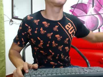 dage_19 chaturbate