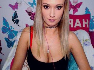 DaisyLovve bongacams