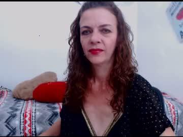 danalawrence2 chaturbate