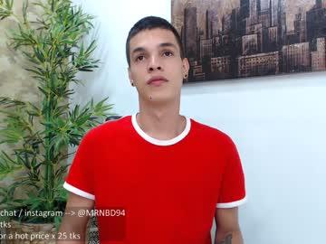 daniel_fox_x chaturbate