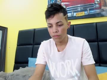 daniel_mikenson chaturbate