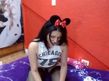 danna_valenccia chaturbate