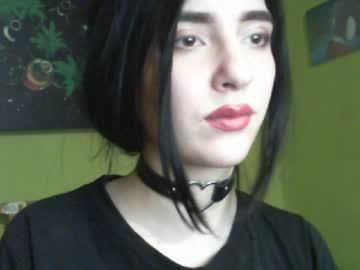 deau_dans_la_chatte chaturbate