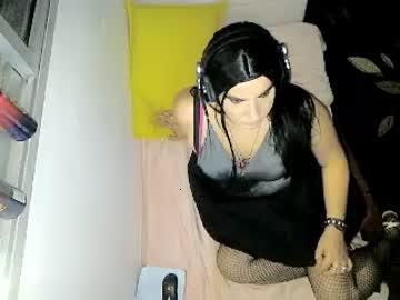 drianacrossdres chaturbate