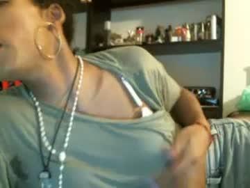 drinksnlipstick chaturbate