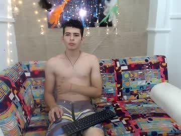 edwuard_18 chaturbate