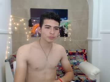 edwuard_18 chaturbate