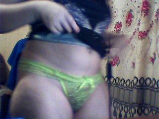 Elaiza18 bongacams