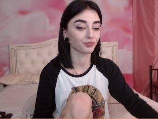 EllaGood bongacams