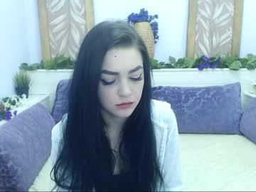 emilia_turner chaturbate