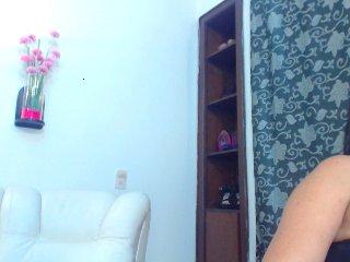 emily-fox bongacams