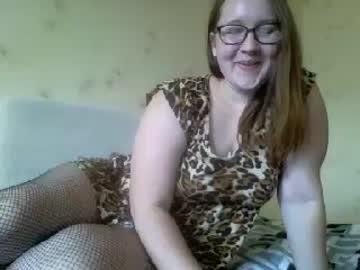 emilyslyfox chaturbate