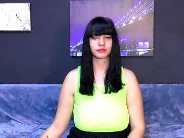 eviegrey20 chaturbate