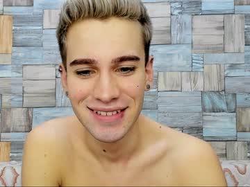 finn_white chaturbate