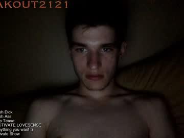 freakout2121 chaturbate