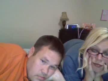 friskyfuncouple chaturbate