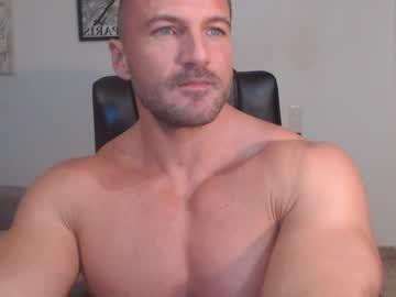 fuckinghotman chaturbate