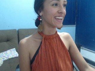 gianna-bust bongacams