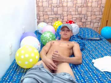 guys_hot_2 chaturbate