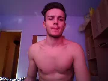 handsomekevinxoxo chaturbate