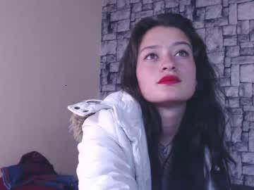 hilarymills18 chaturbate