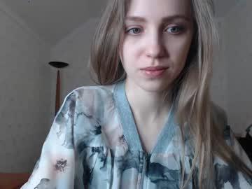 holly_angel chaturbate