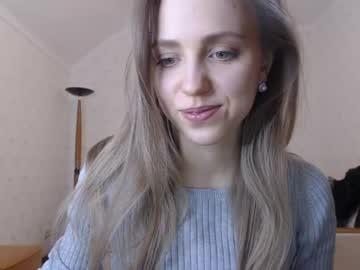 holly_angel chaturbate