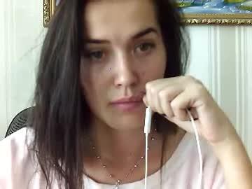 holly_candy chaturbate