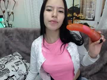 holly_sweett chaturbate