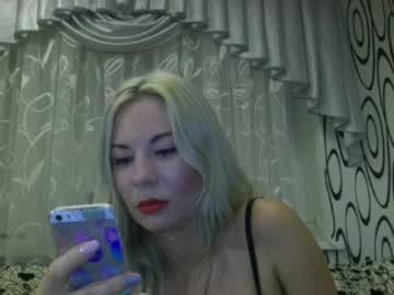 hollywhite chaturbate