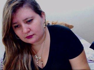 hornyvaleryxx bongacams