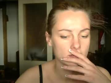 hornyvikky26 chaturbate