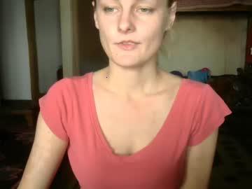 hornyvikky26 chaturbate