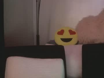 hotlitleblonde chaturbate