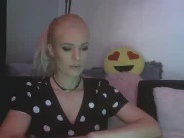 hotlitleblonde chaturbate