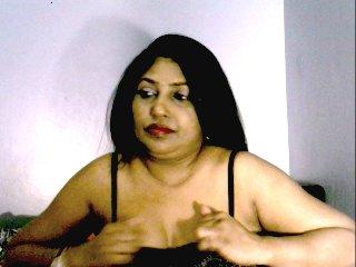 indiabushmilf bongacams