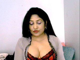 indiabushmilf bongacams